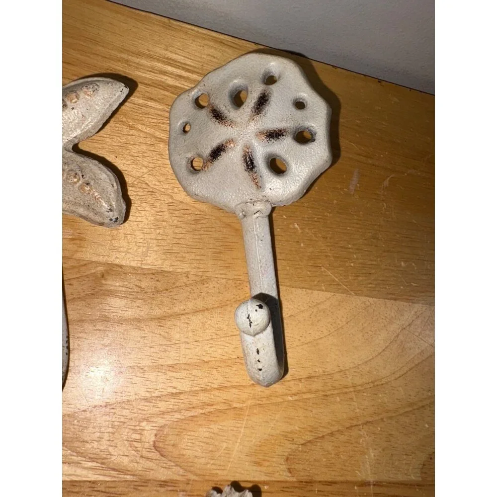 Set Of 4 Nautical-Themed Cast Iron Wall Hooks Seahorse Starfish Sand Dollar